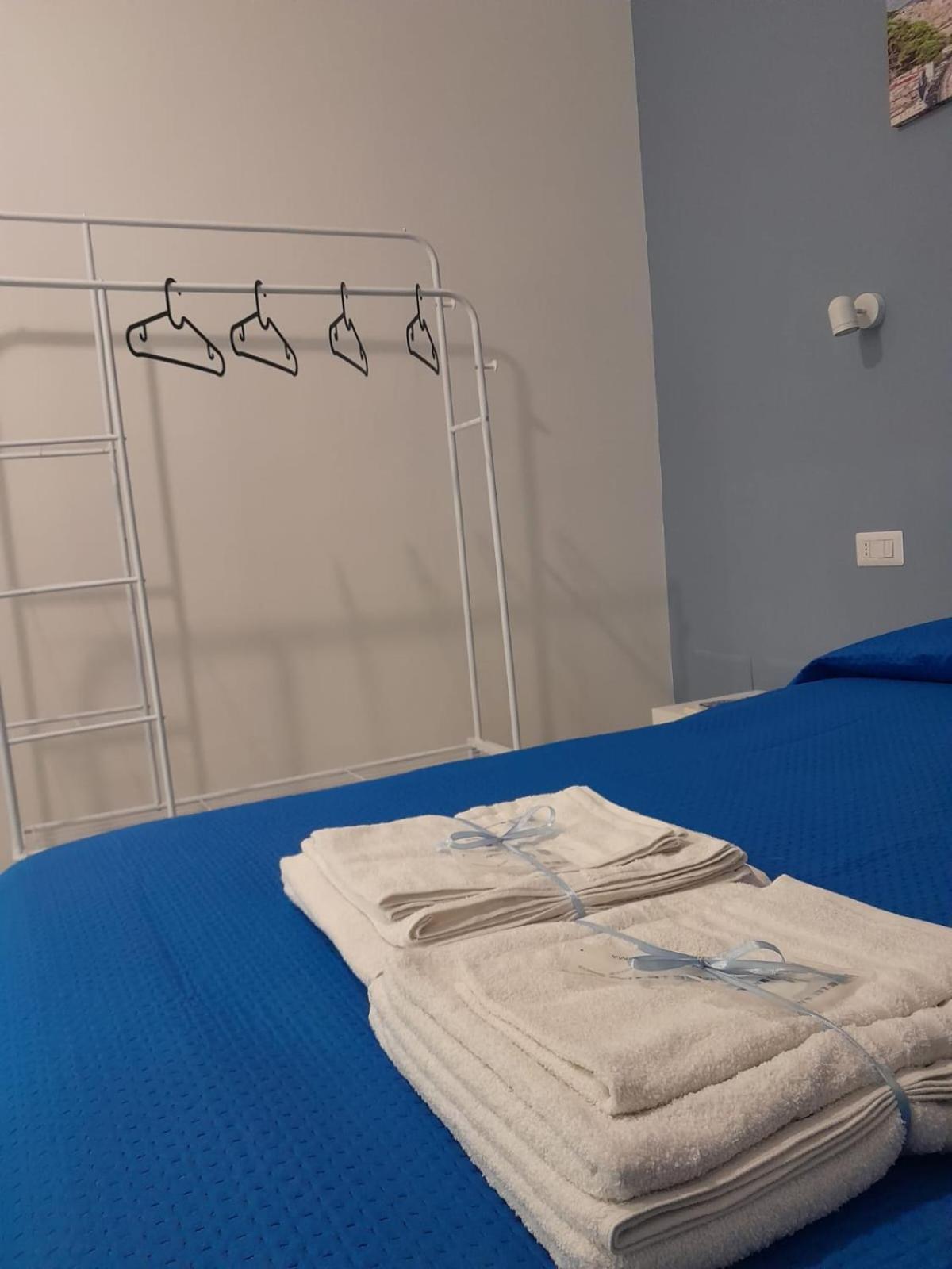 Bed and Breakfast Monteoliveto 5 Neapel Exterior foto